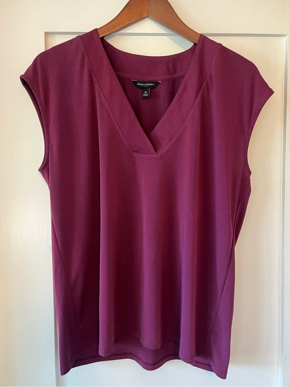 Banana Republic Factory Plum V-Neck Cap-Sleeve Top